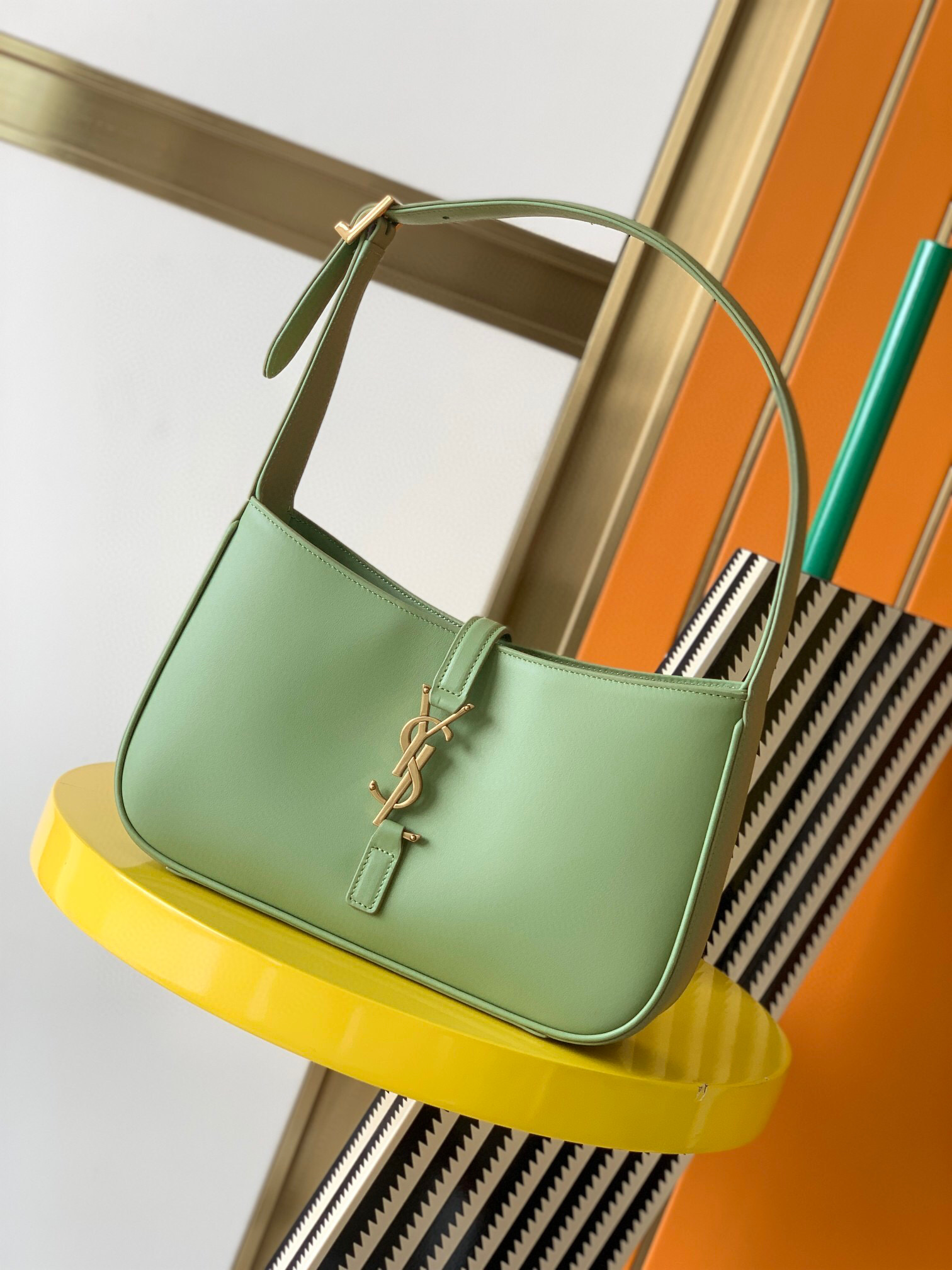 생로랑   여자 가방 657228