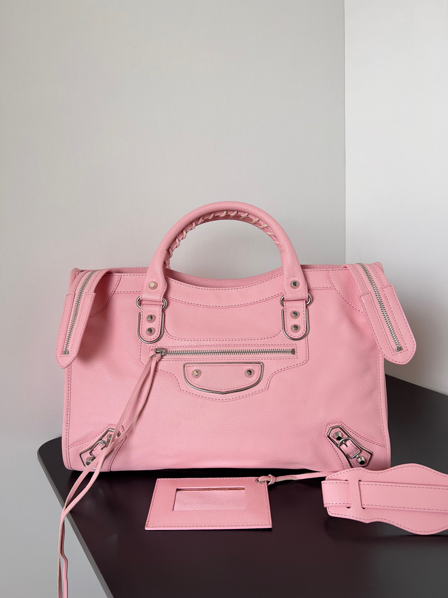 발렌시아가 클래식 시티백 라지