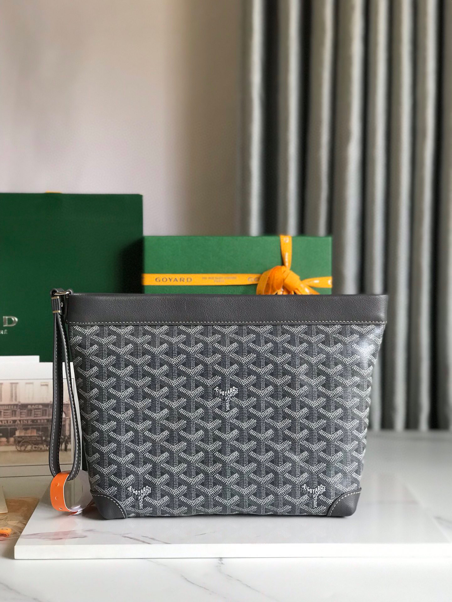 고야드 콘티 파우치 클러치백