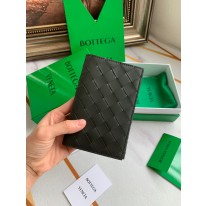 보테가베네타  629679 여권지갑