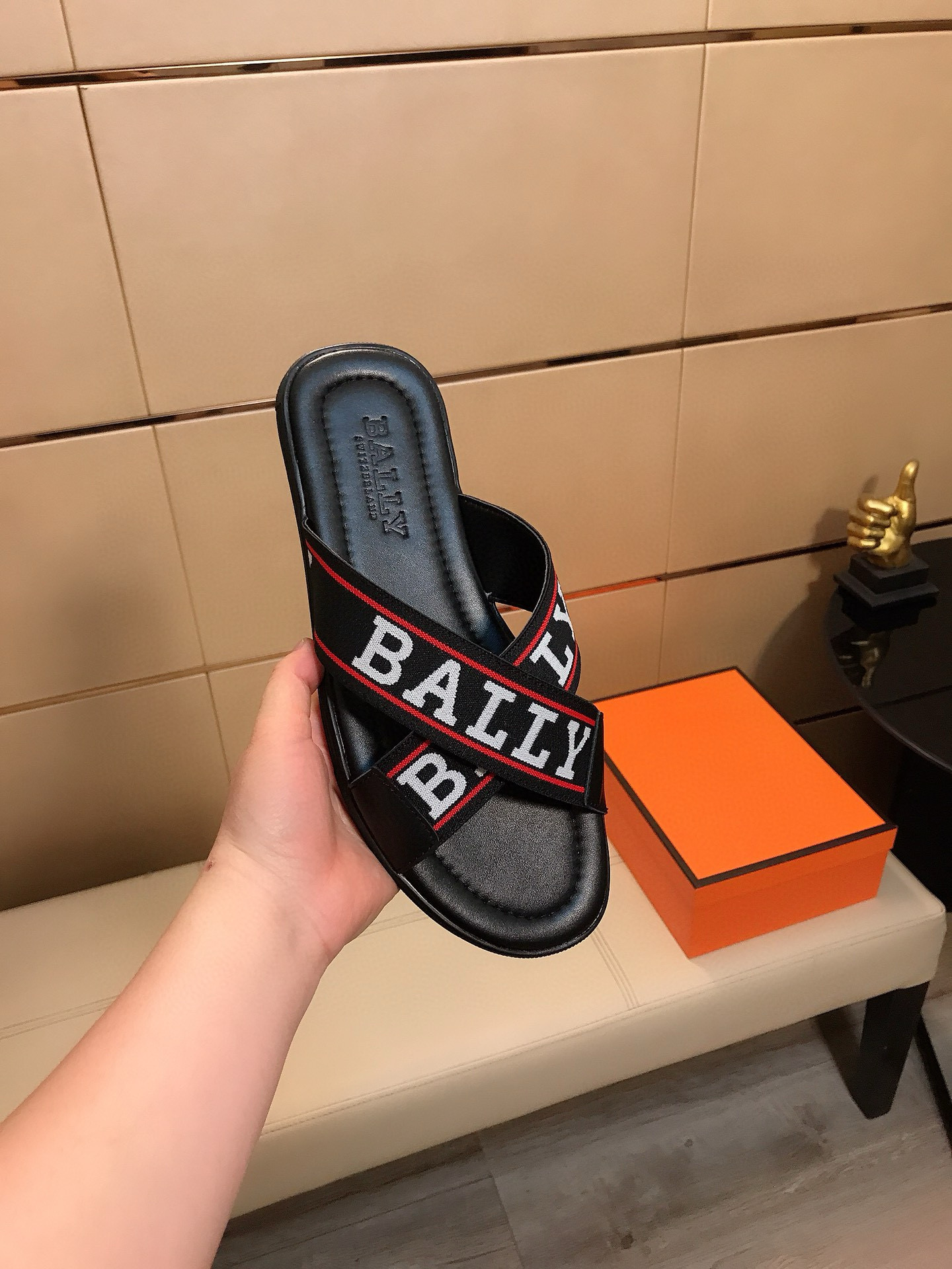 펜디 남자 슬리퍼