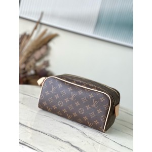 루이비통 M44494 클러치백