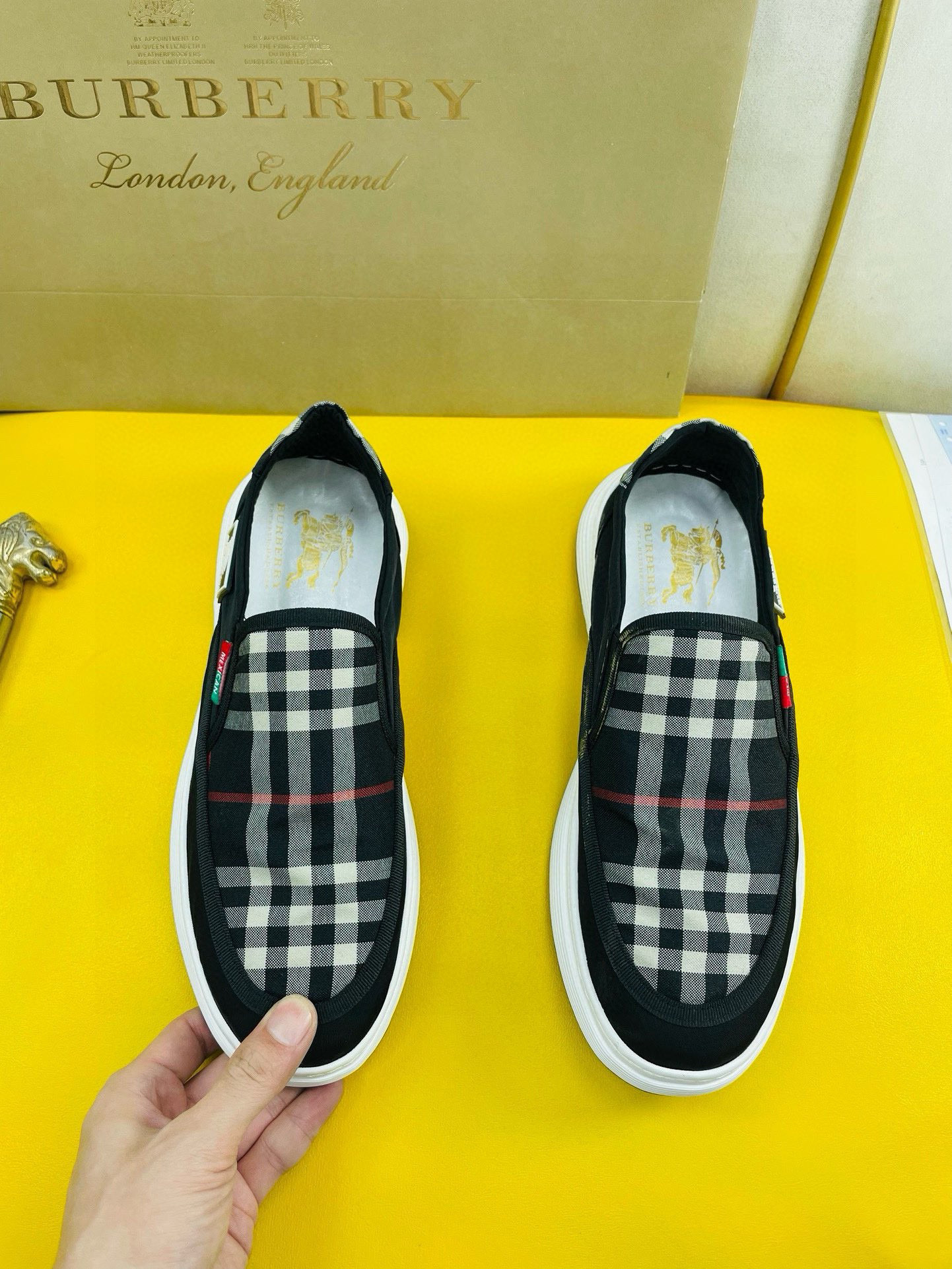 버버리 남자 스니커즈 신발 운동화