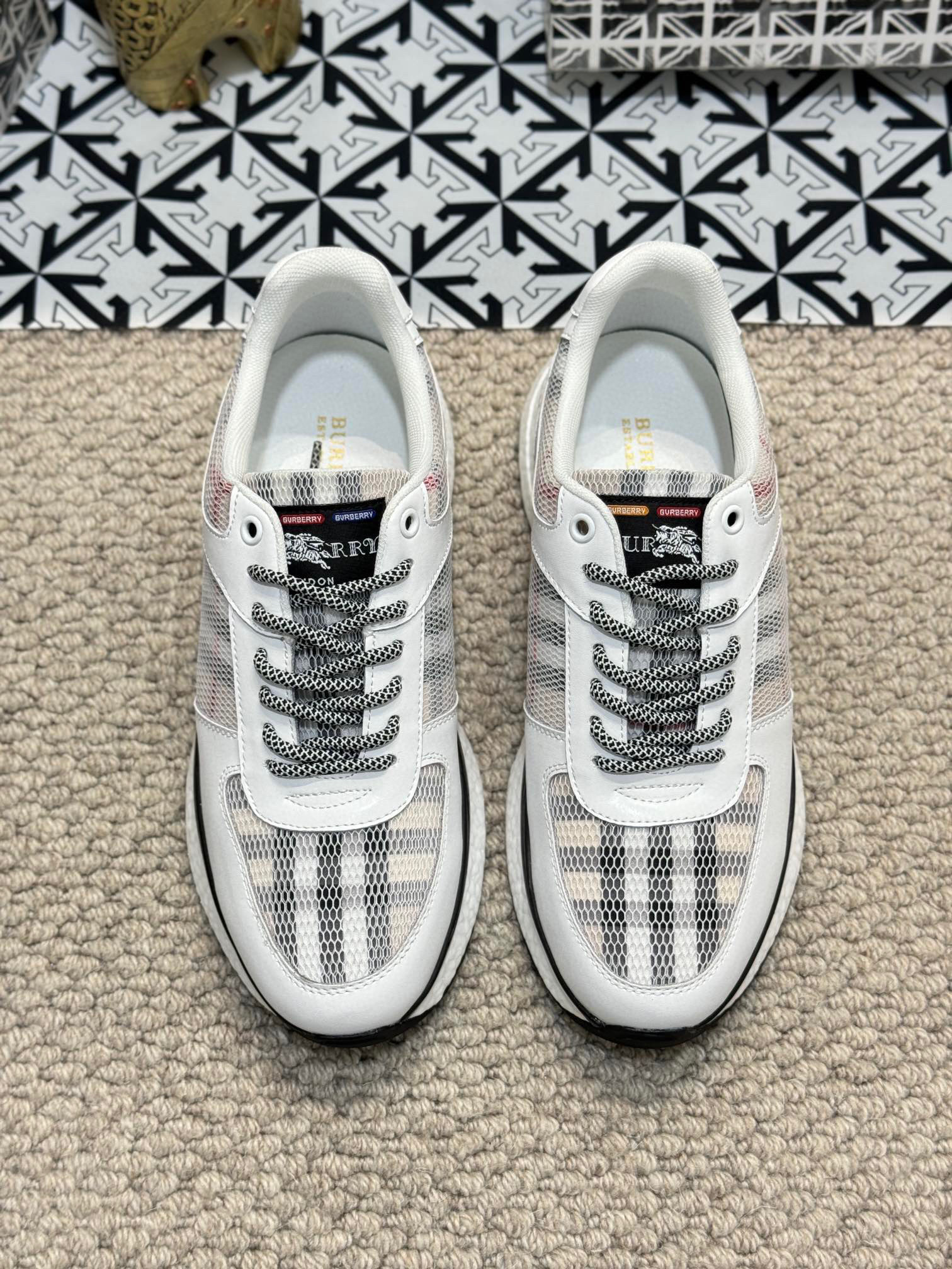 버버리 남자 스니커즈 신발 운동화