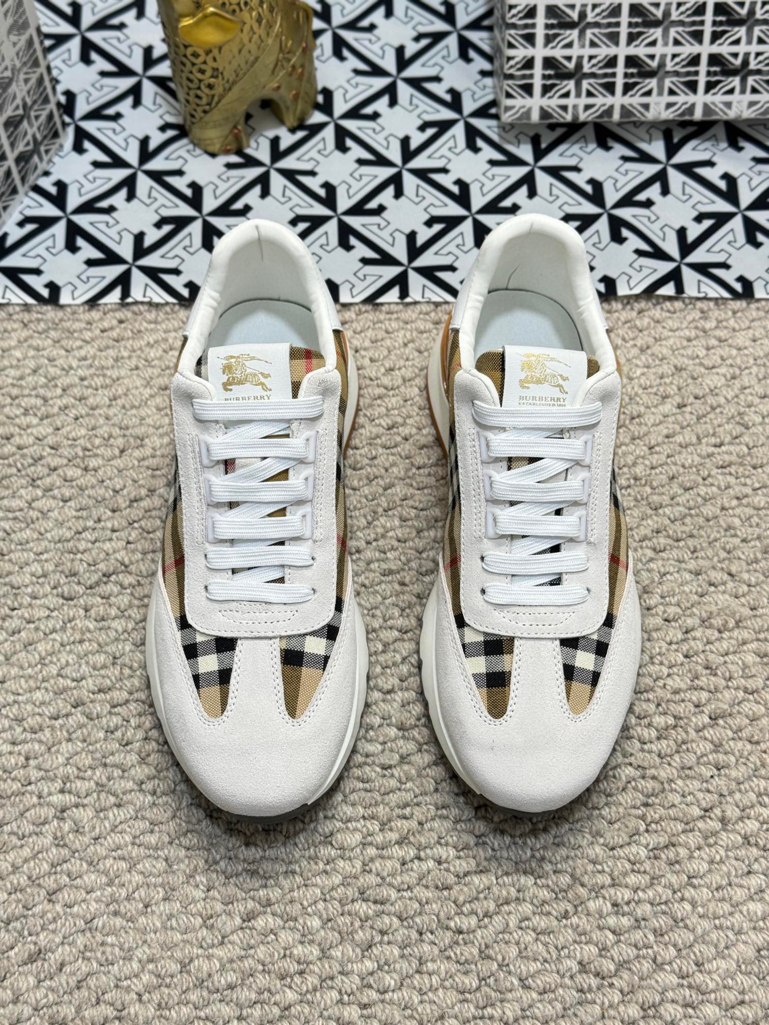 버버리 남자 스니커즈 신발 운동화