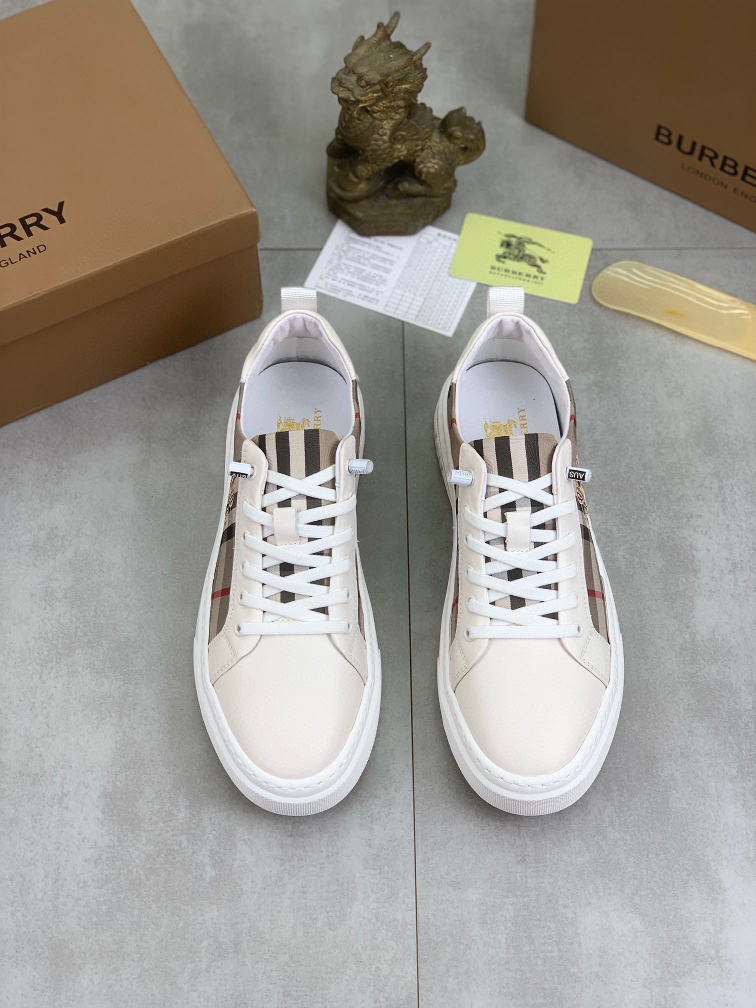 버버리 남자 스니커즈 신발 운동화