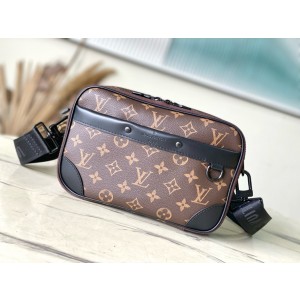 루이비통 M46955 남자가방