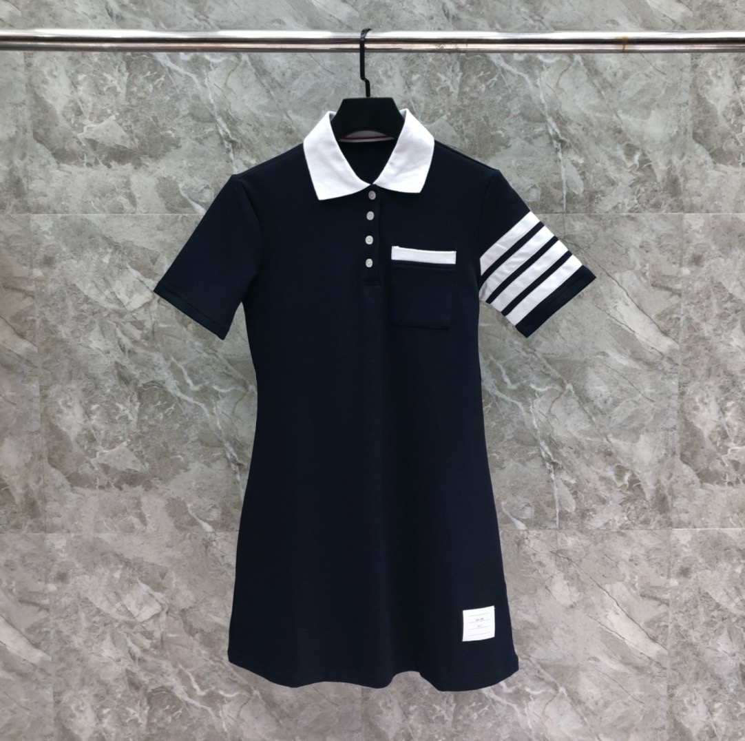 톰브라운 여자 치마