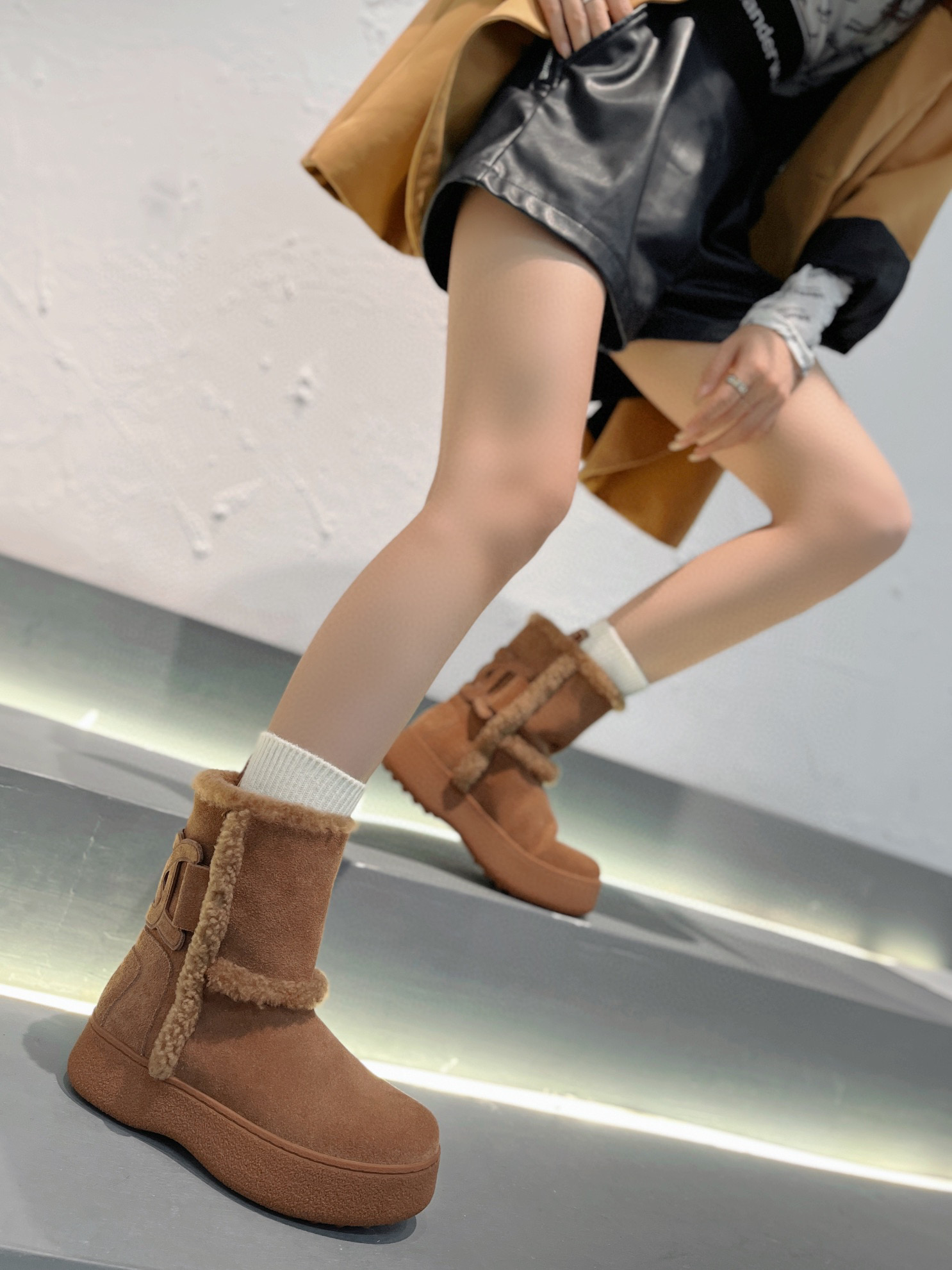 토즈 여자 부츠