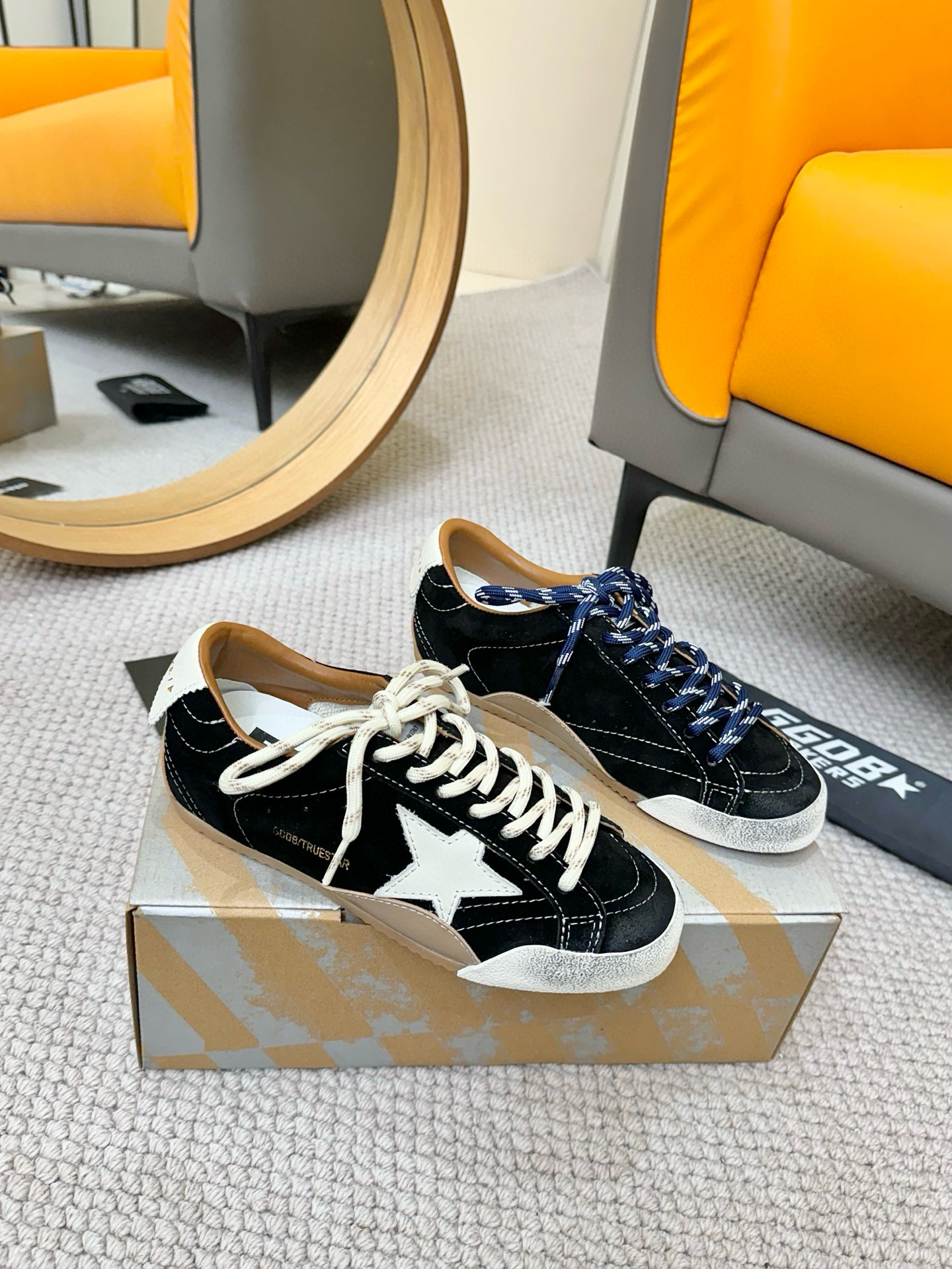 골든구스 남녀공용 스니커즈 신발 운동화