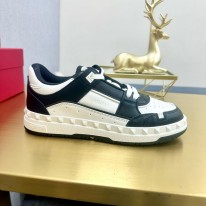 발렌티노 남녀공용 스니커즈 신발 운동화