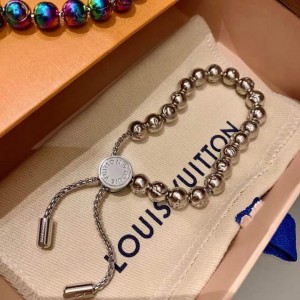 루이비통 팔찌