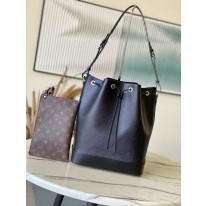 루이비통 M24932 여자가방