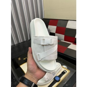 프라다 남자 슬리퍼