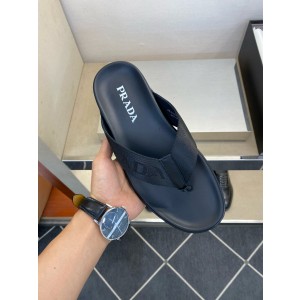 프라다 남자 슬리퍼