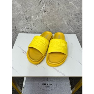 프라다 남자 슬리퍼