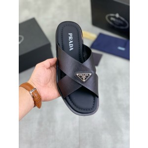 프라다 남자 슬리퍼