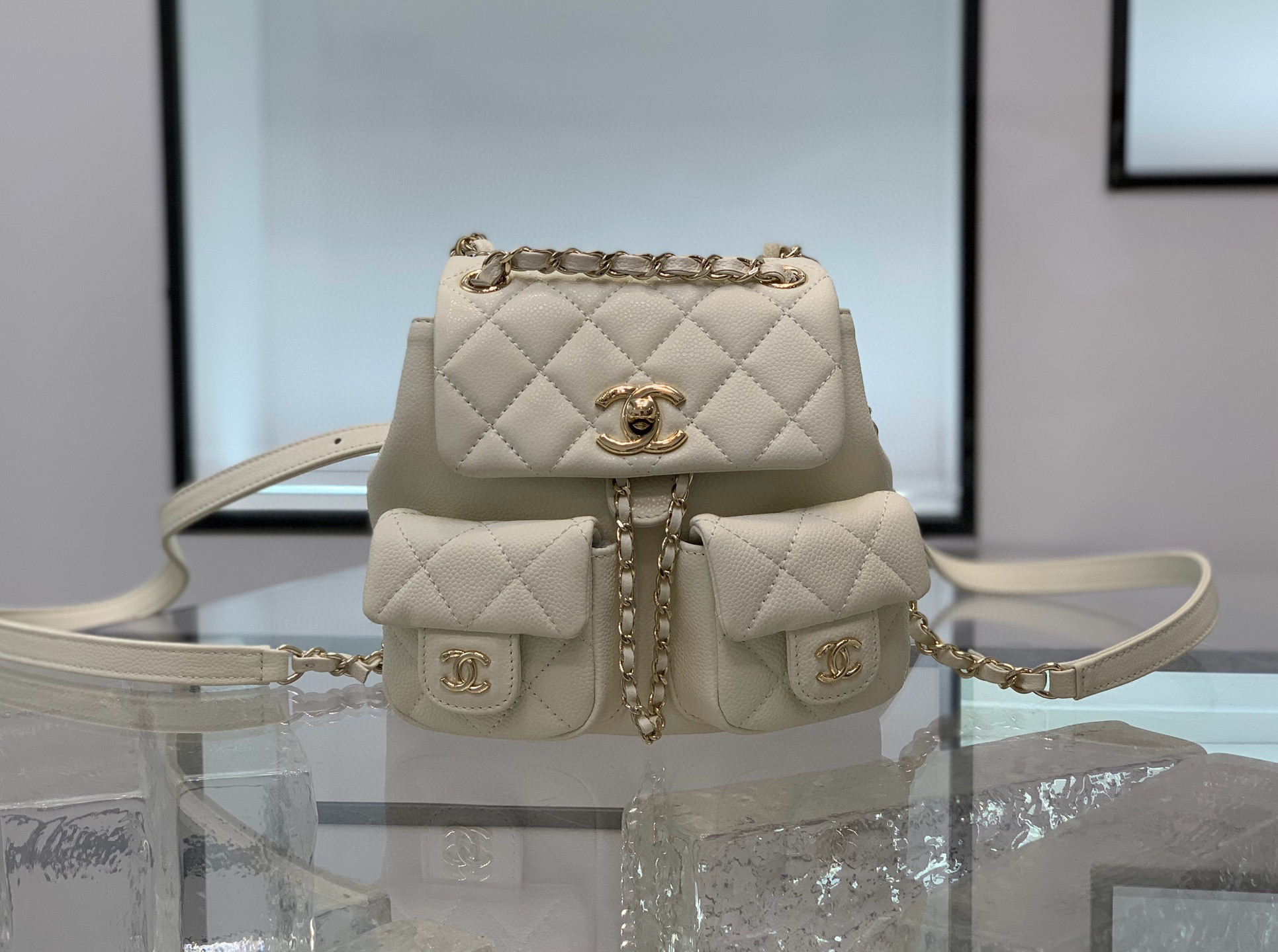 샤넬 백팩 여자가방