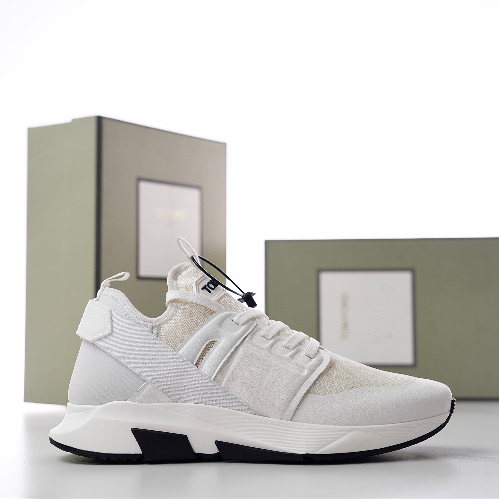 톰브라운 남자 신발 운동화 스니커즈