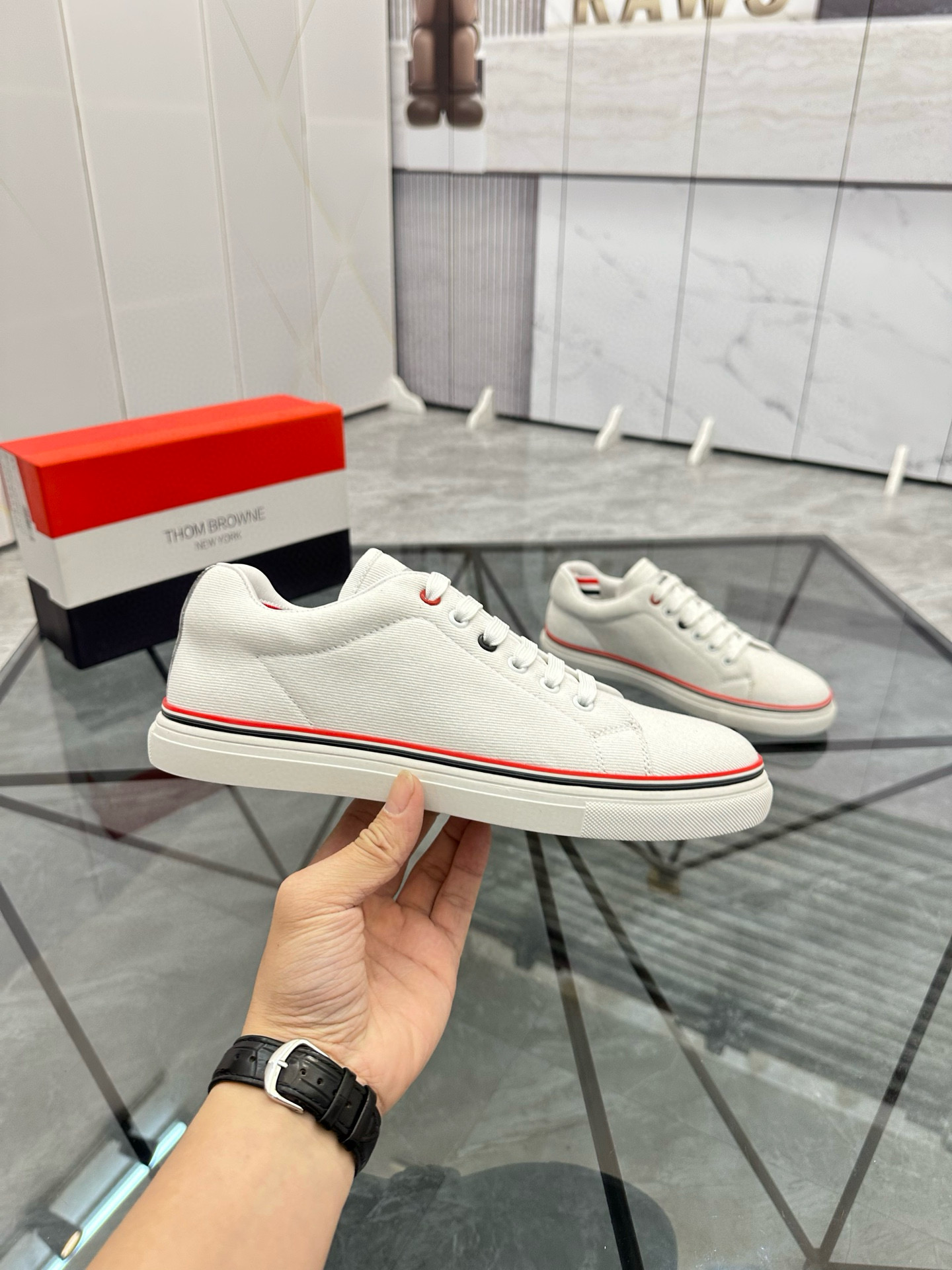 톰브라운 남자 신발 운동화 스니커즈