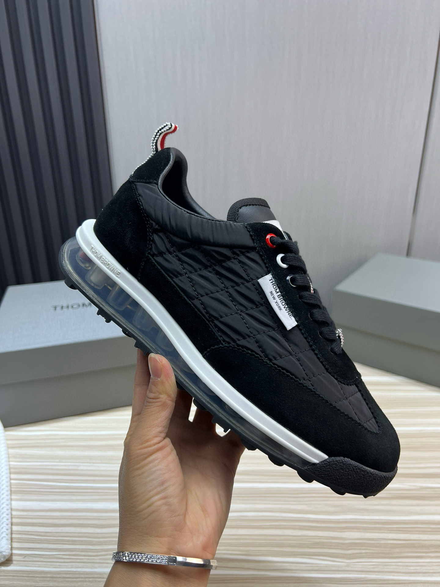 톰브라운 남자 신발 운동화 스니커즈