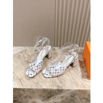 루이비통 여자 샌들 8.5cm