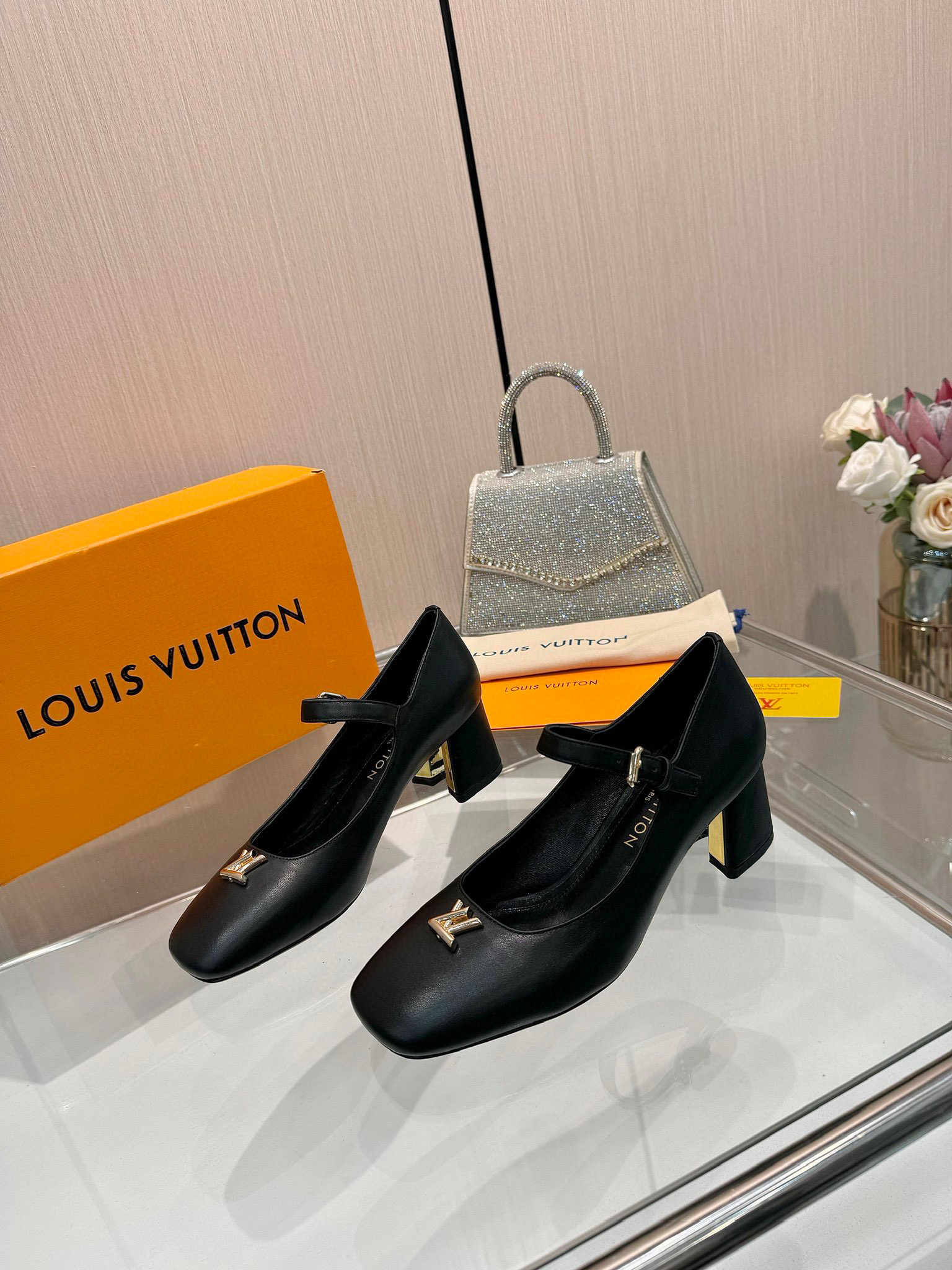 루이비통 여자 구두 5.5cm