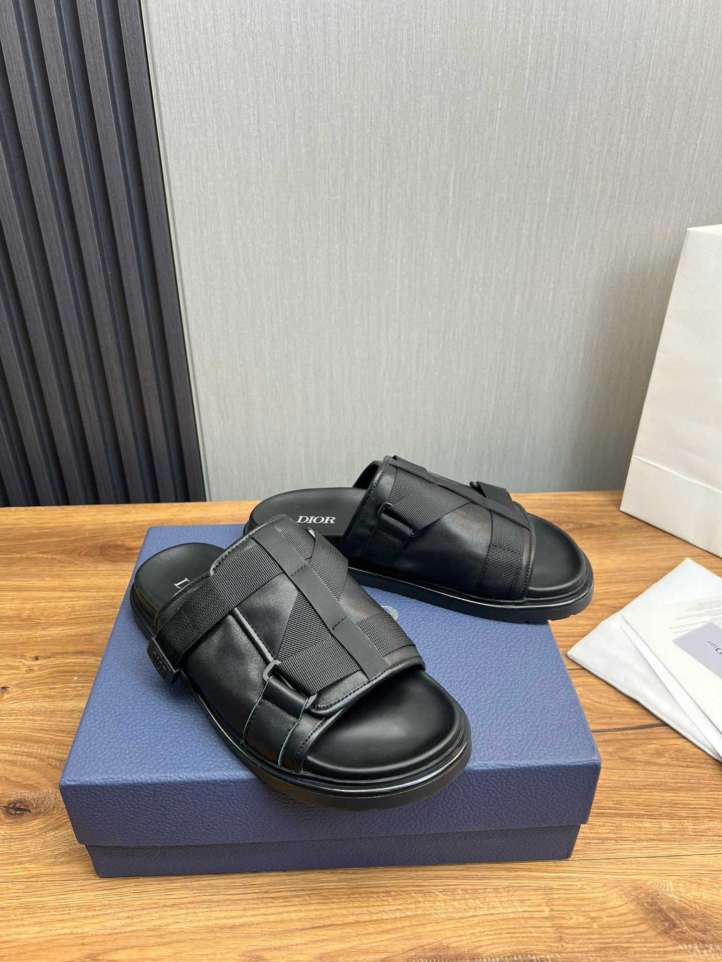 디올 남자 슬리퍼