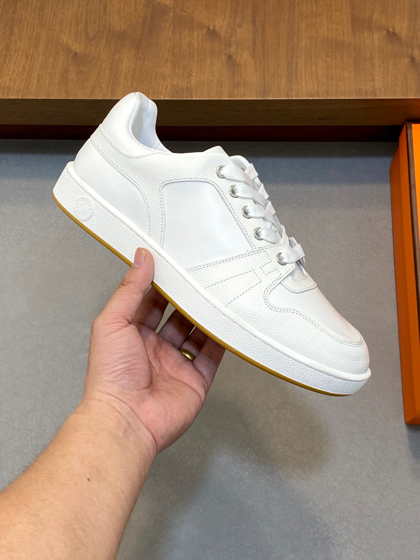 에르메스 남자 신발 운동화 스니커즈