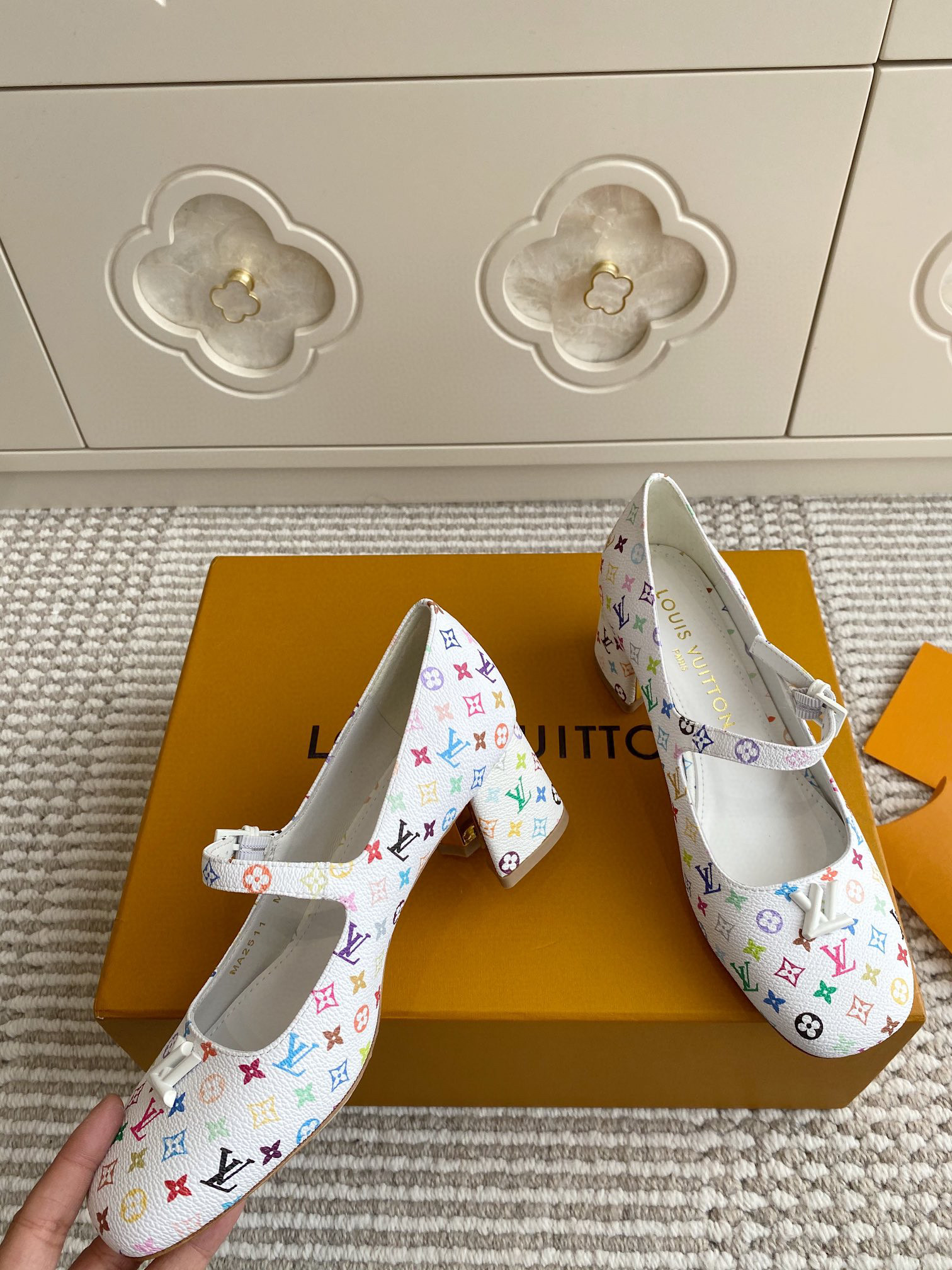 루이비통 여자 구두 5.5cm