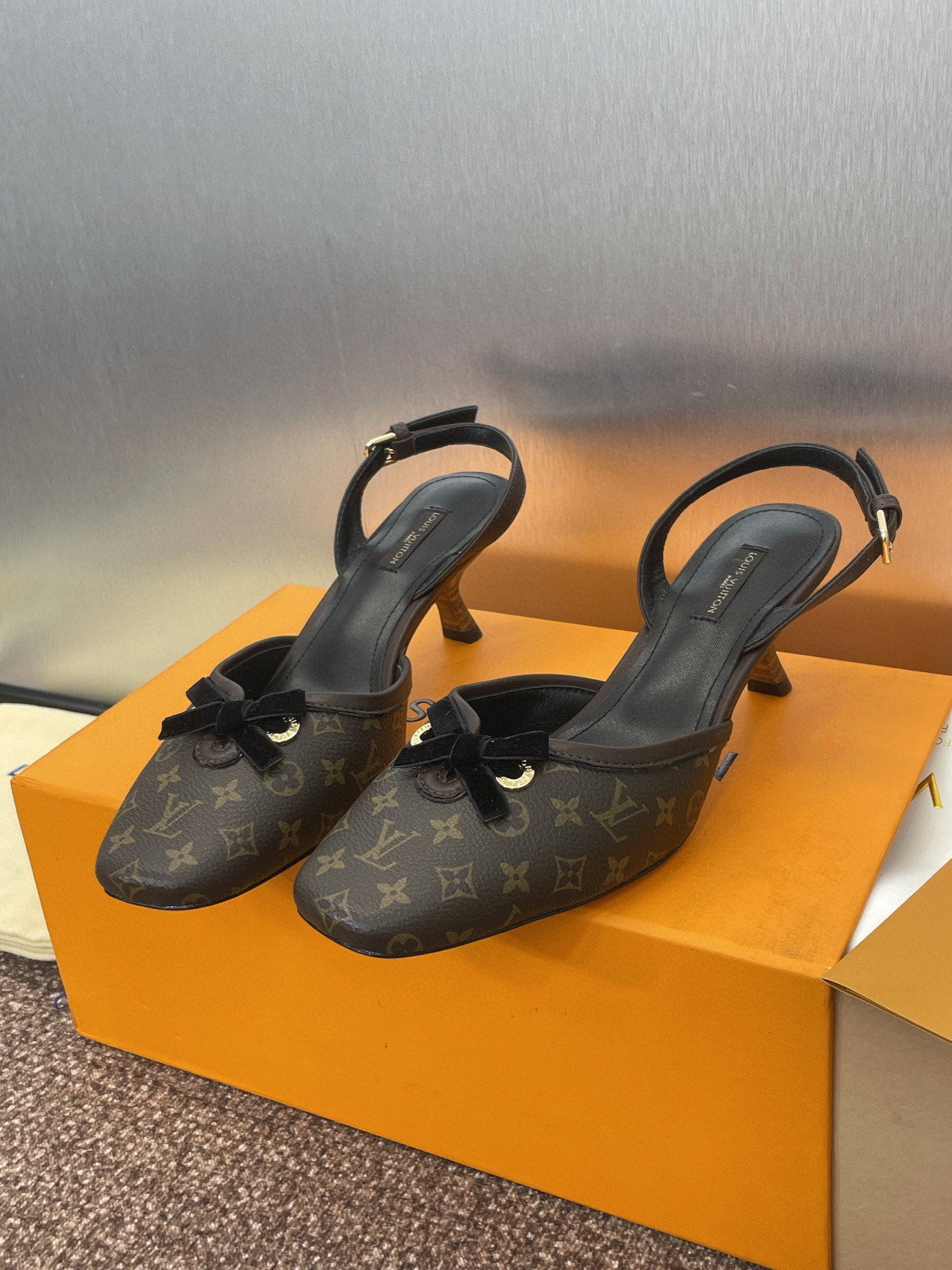 루이비통 여자 구두 5.5cm