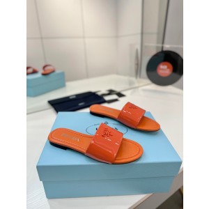 프라다 여자 슬리퍼