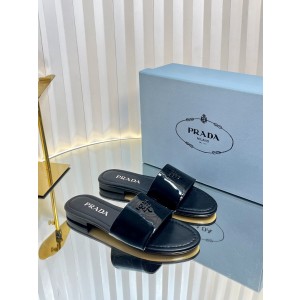 프라다 여자 슬리퍼