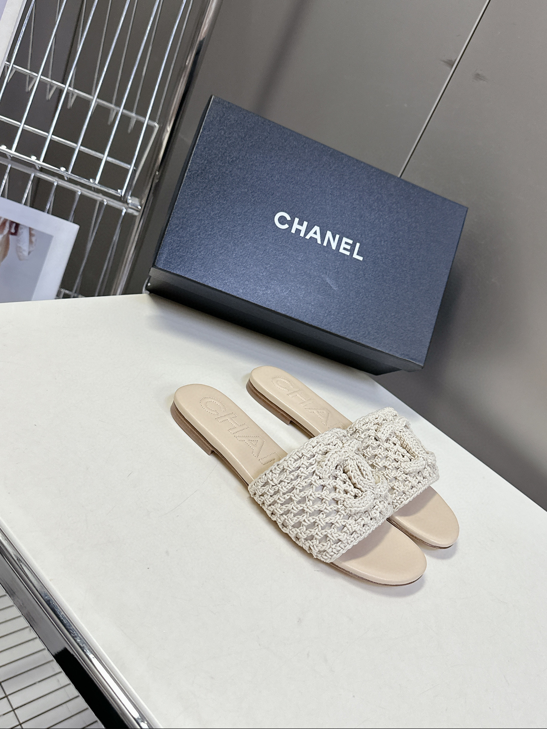 샤넬 여자 슬리퍼