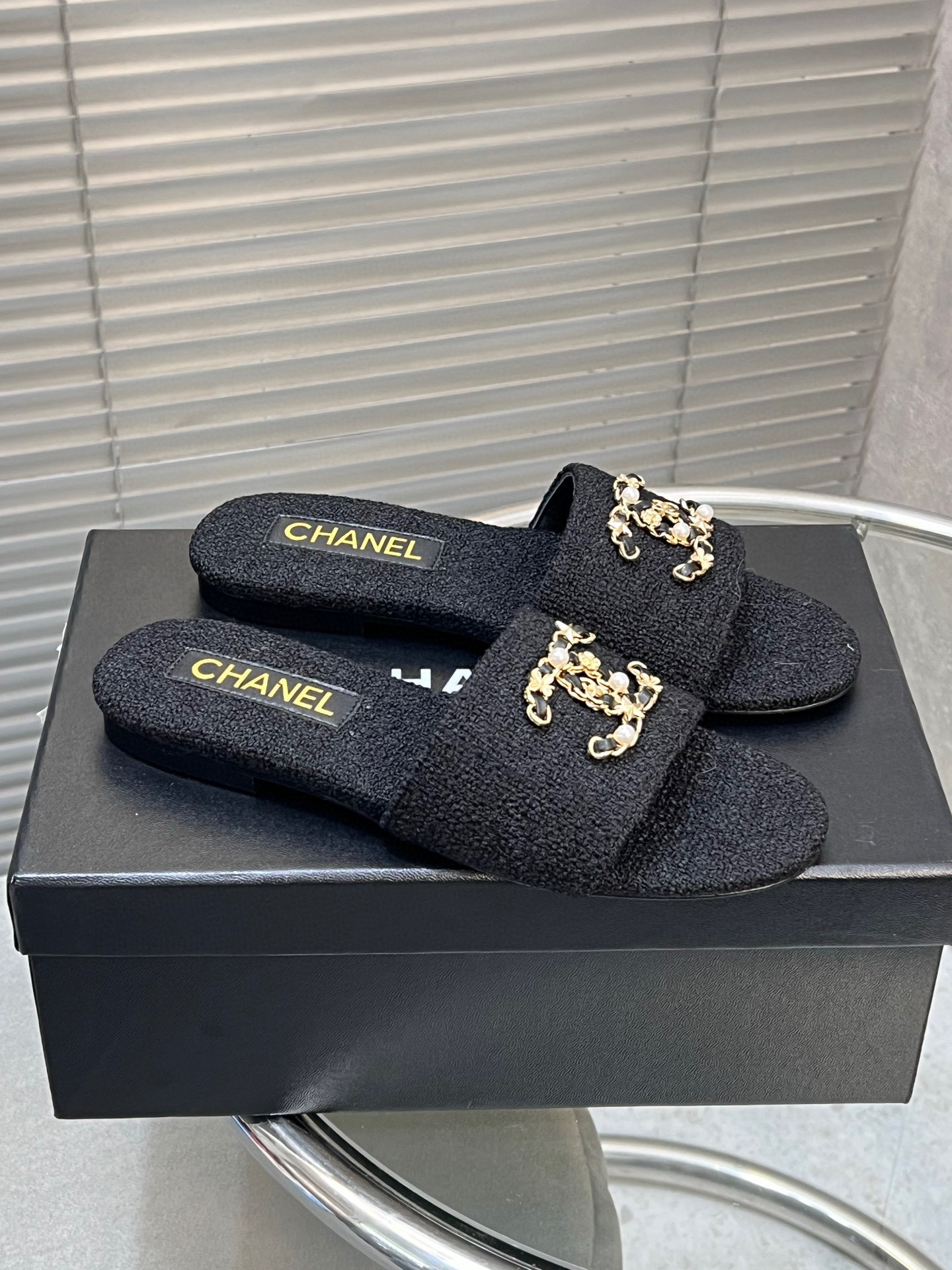 샤넬 여자 슬리퍼