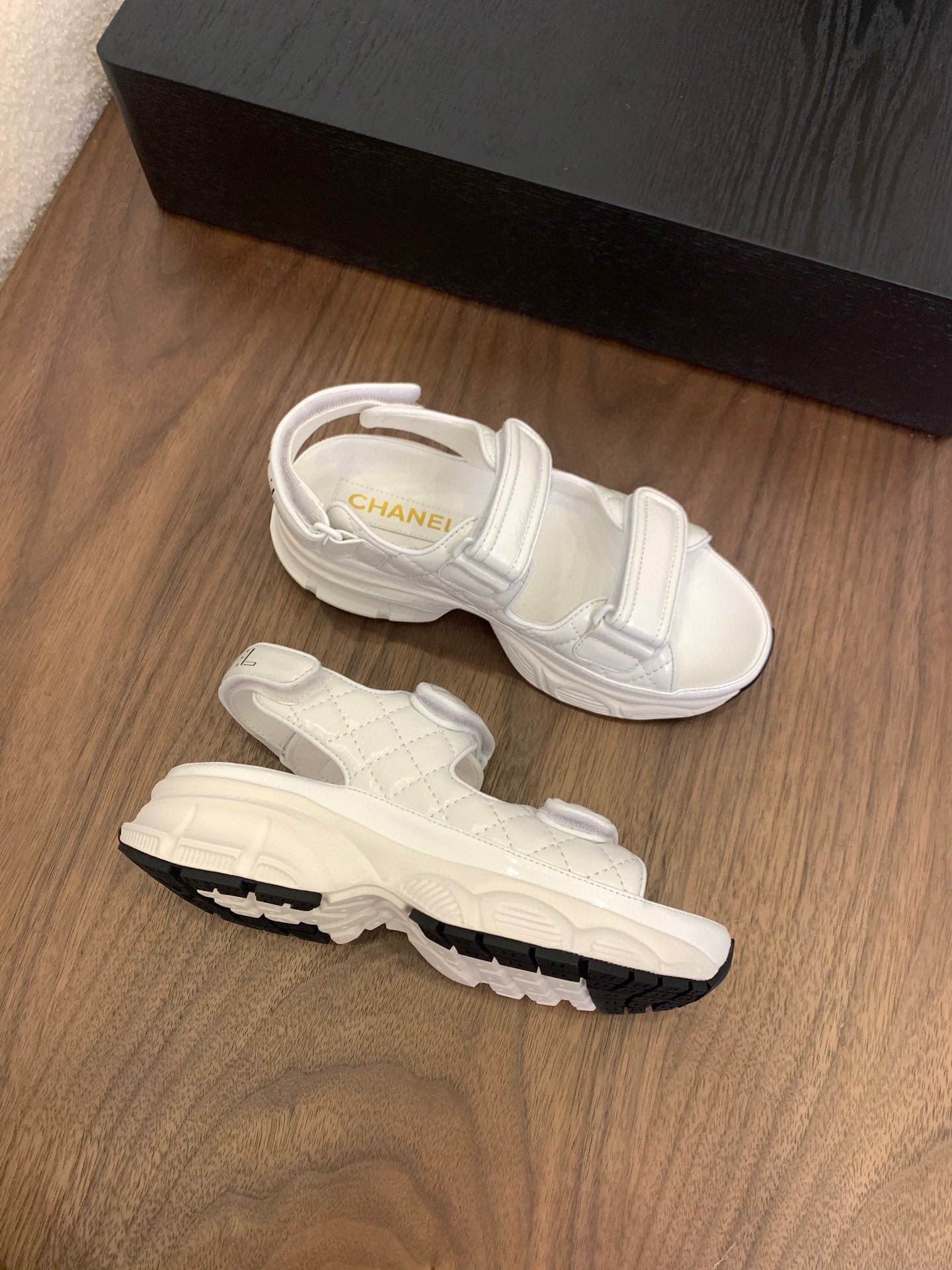 샤넬 여자 샌들