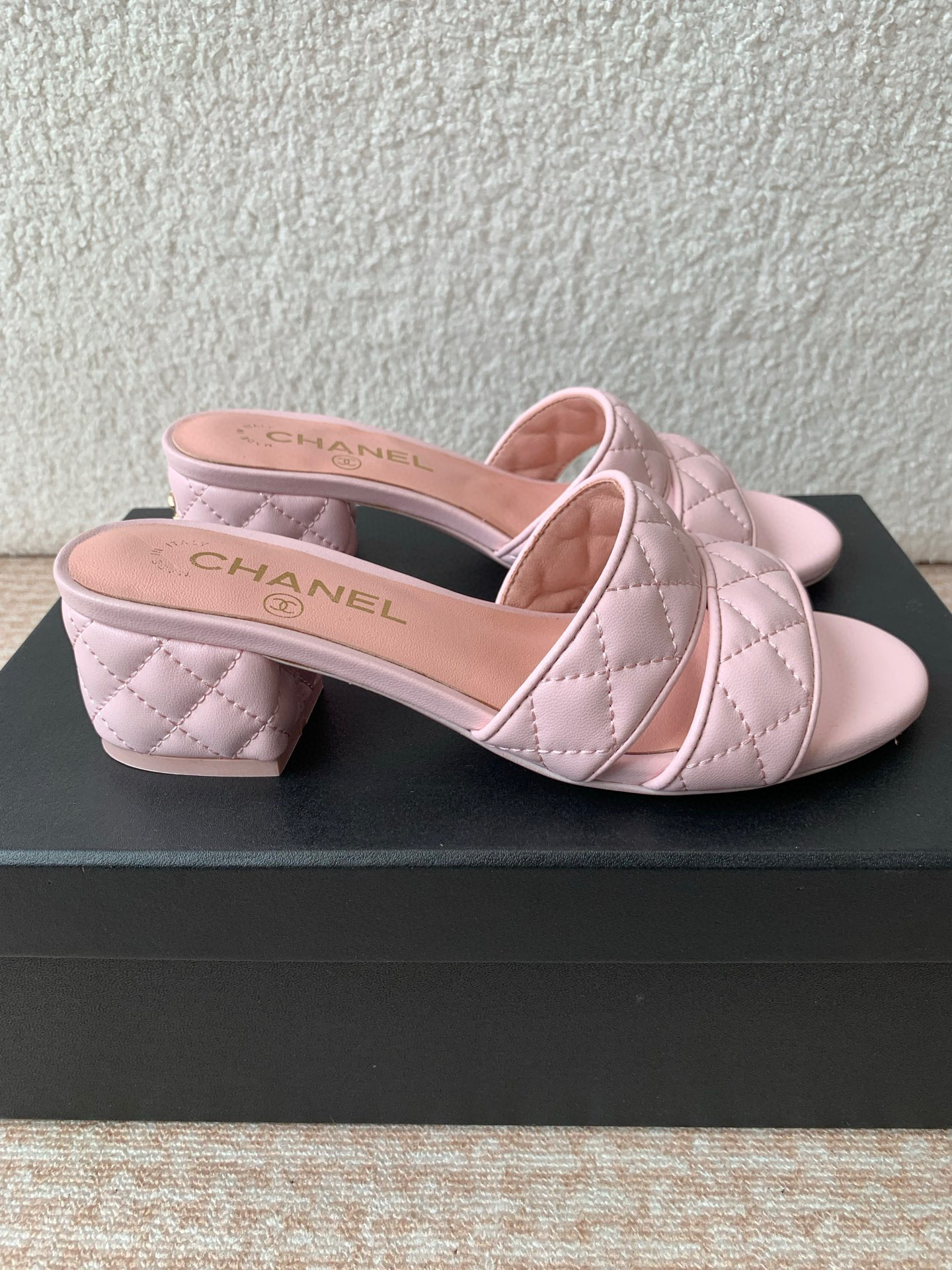 샤넬 여자 슬리퍼