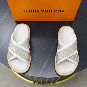 루이비통 남녀공용 슬리퍼