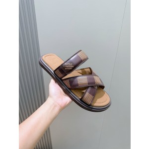 루이비통 남자 슬리퍼