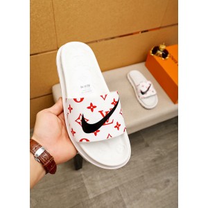 루이비통 남자 슬리퍼