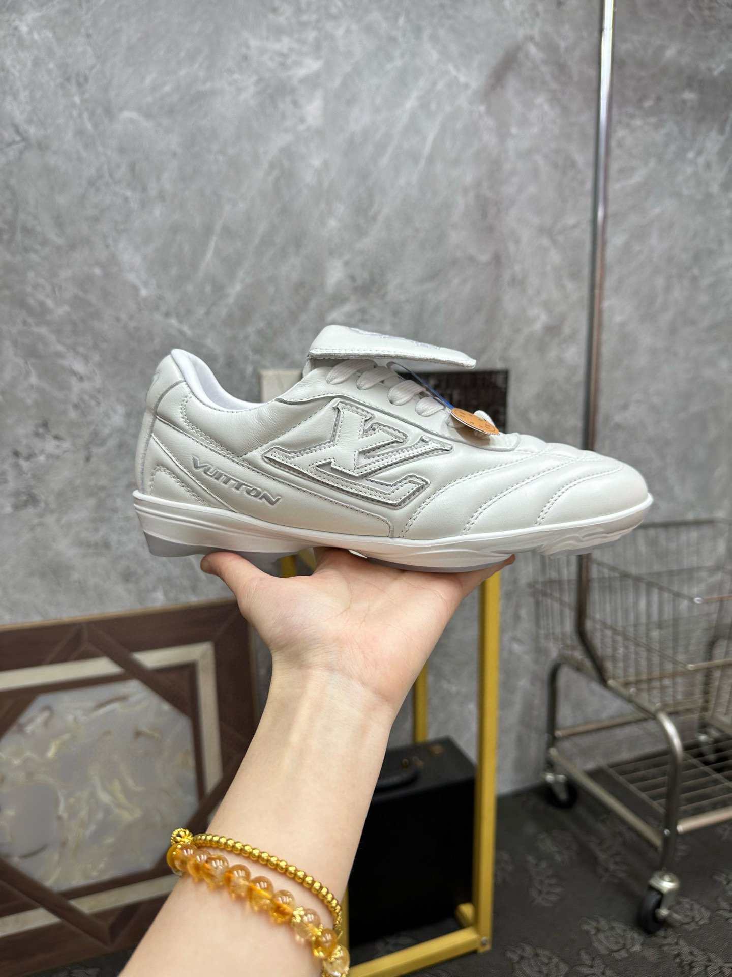 루이비통 남녀공용 신발 운동화 스니커즈