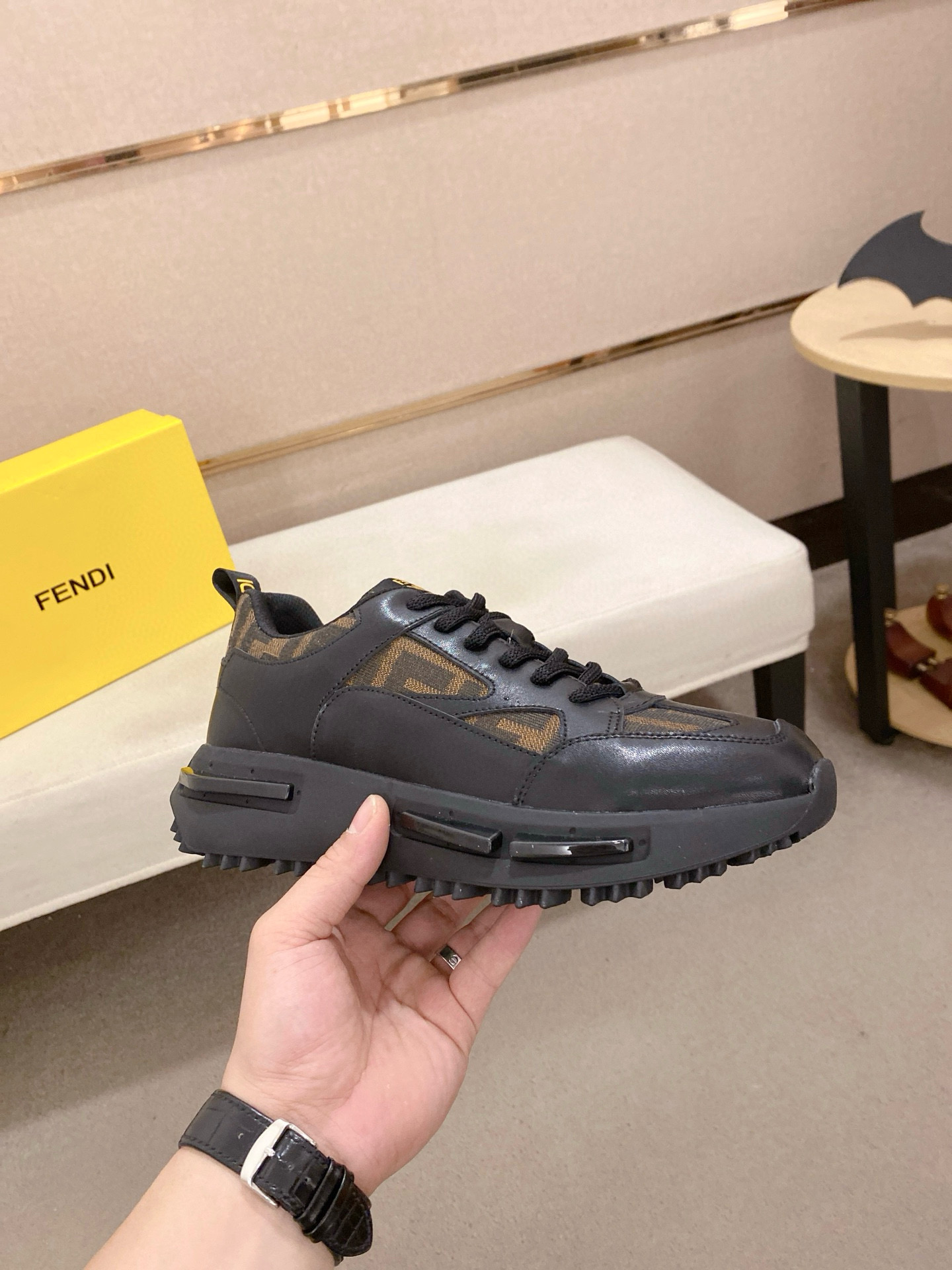 펜디 남자신발 운동화 스니커즈