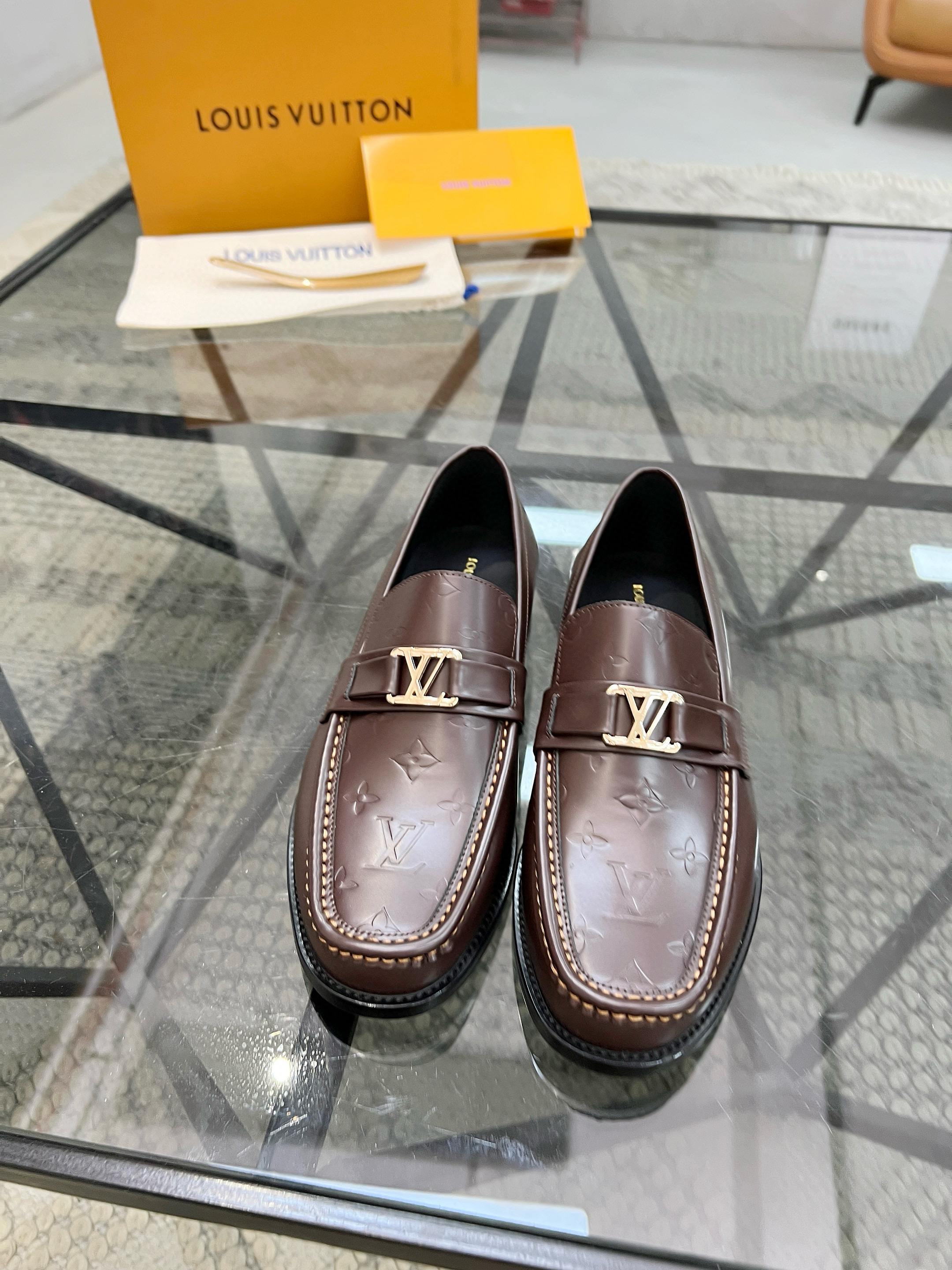 루이비통 남자 구두