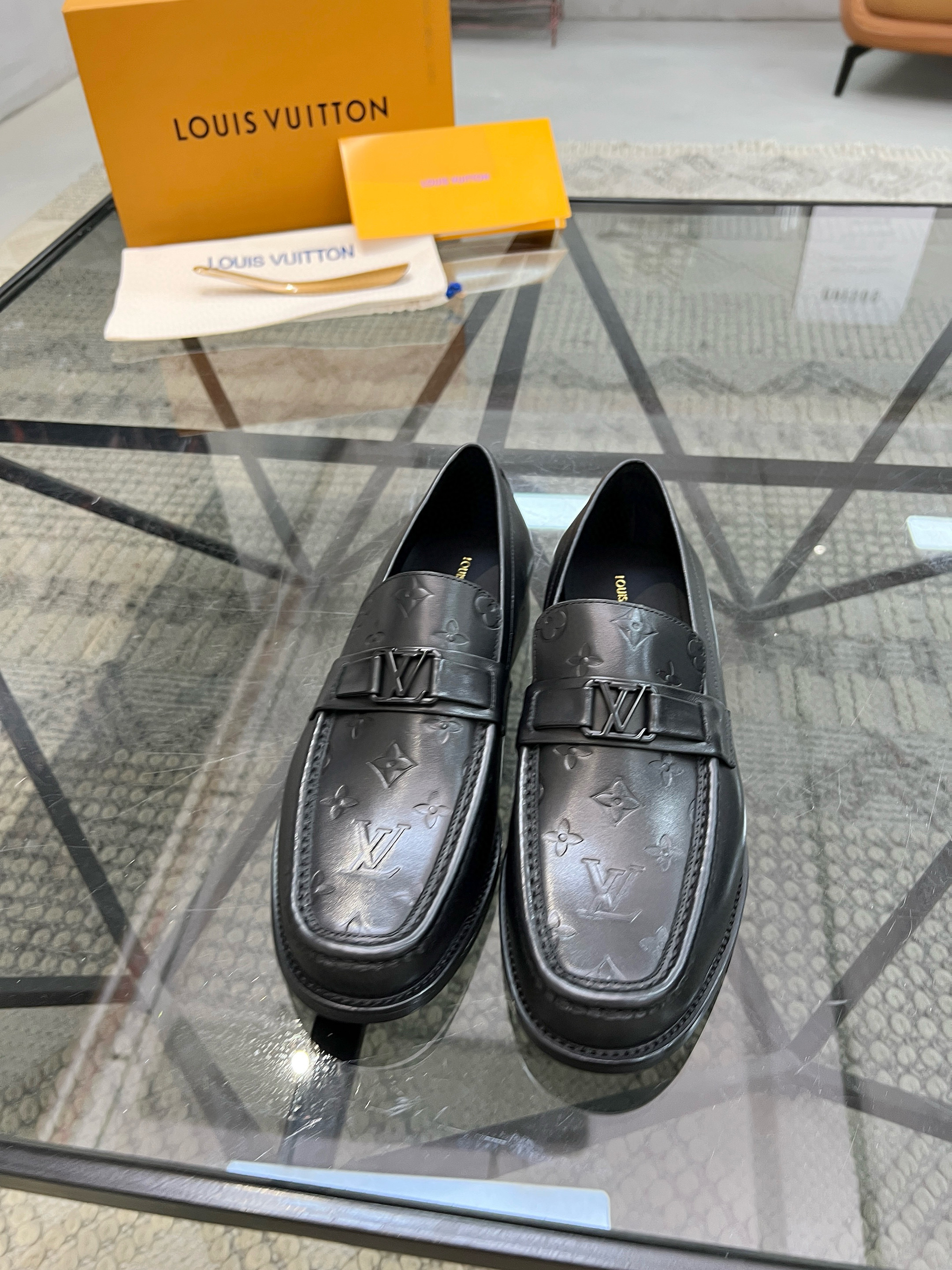 루이비통 남자 구두