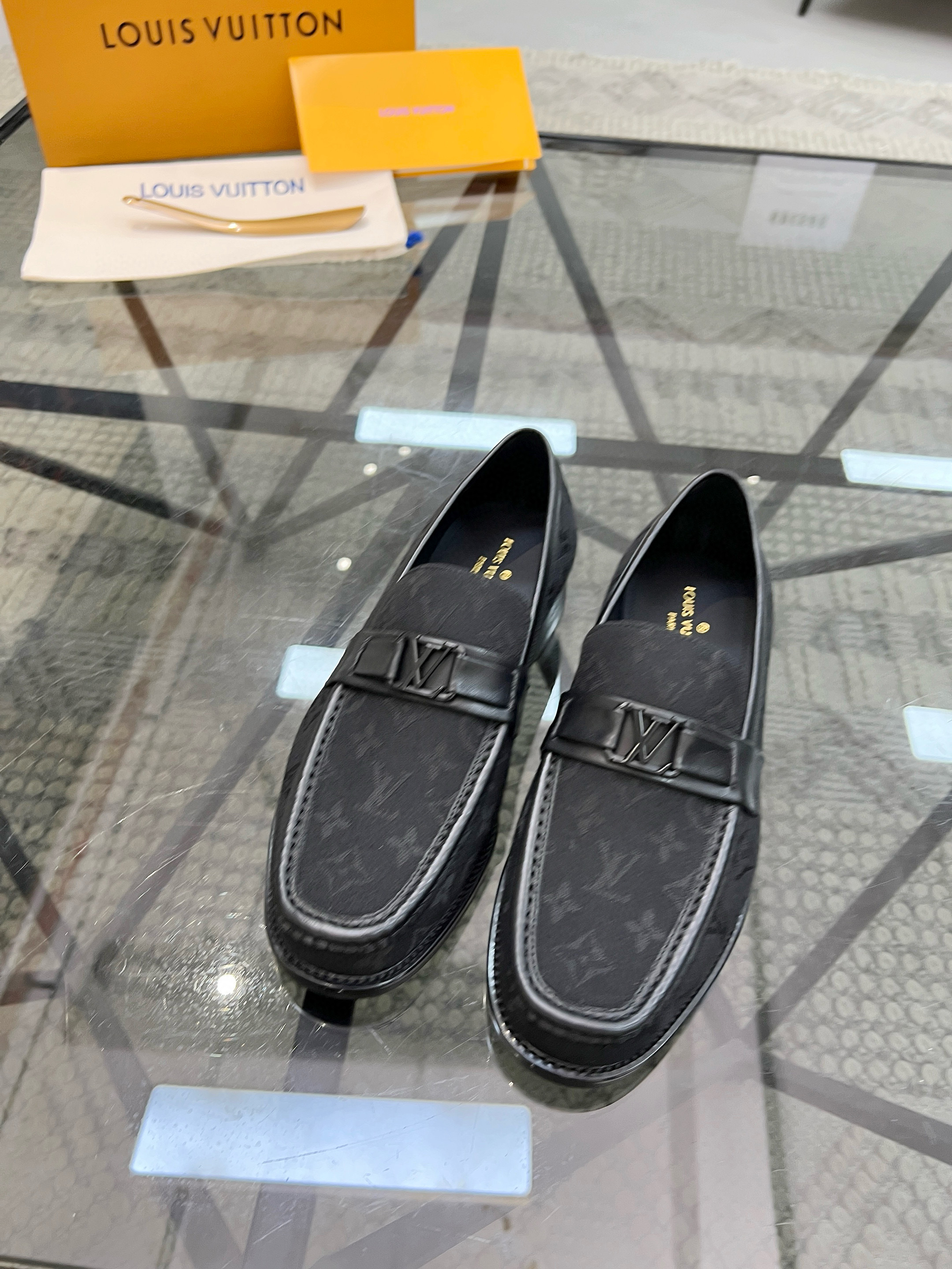 루이비통 남자 구두