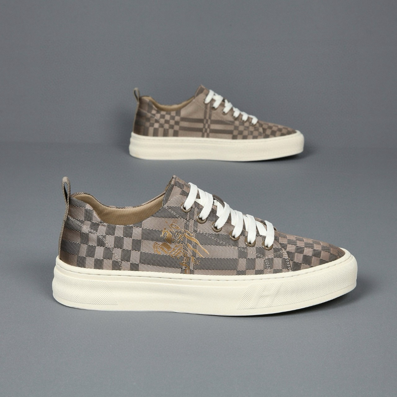 버버리 남자 신발 운동화 스니커즈