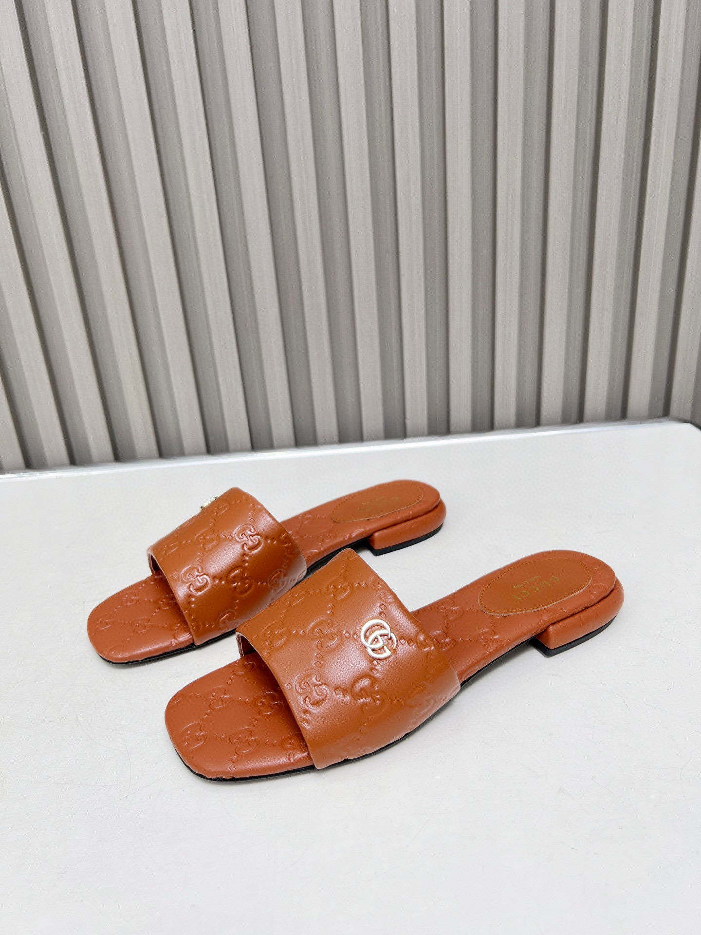 구찌 여자 슬리퍼 1.5cm