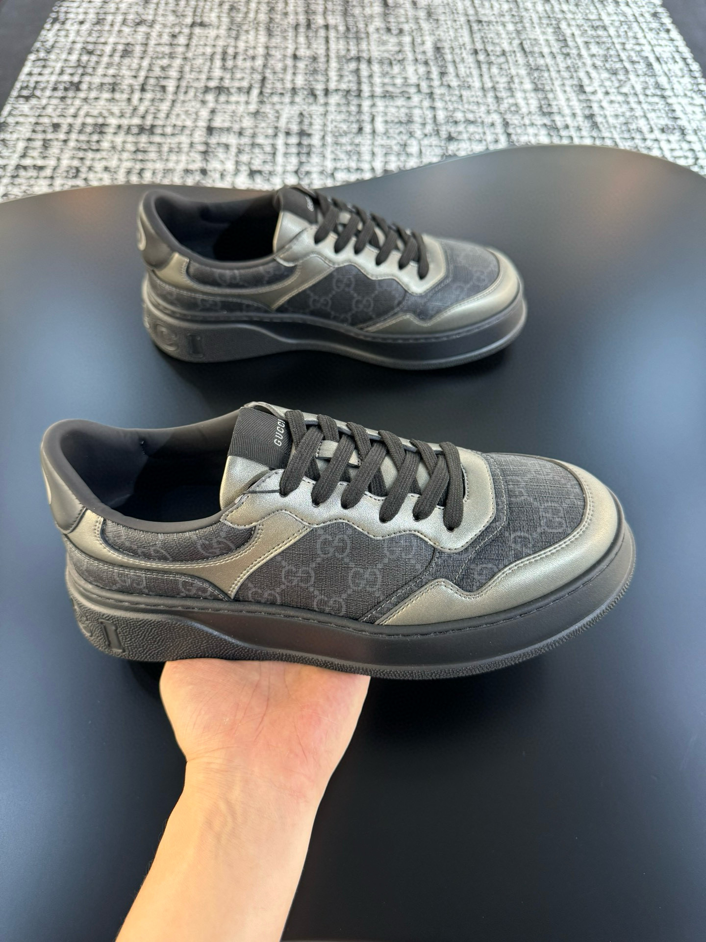 구찌 남녀공용 신발 운동화 스니커즈