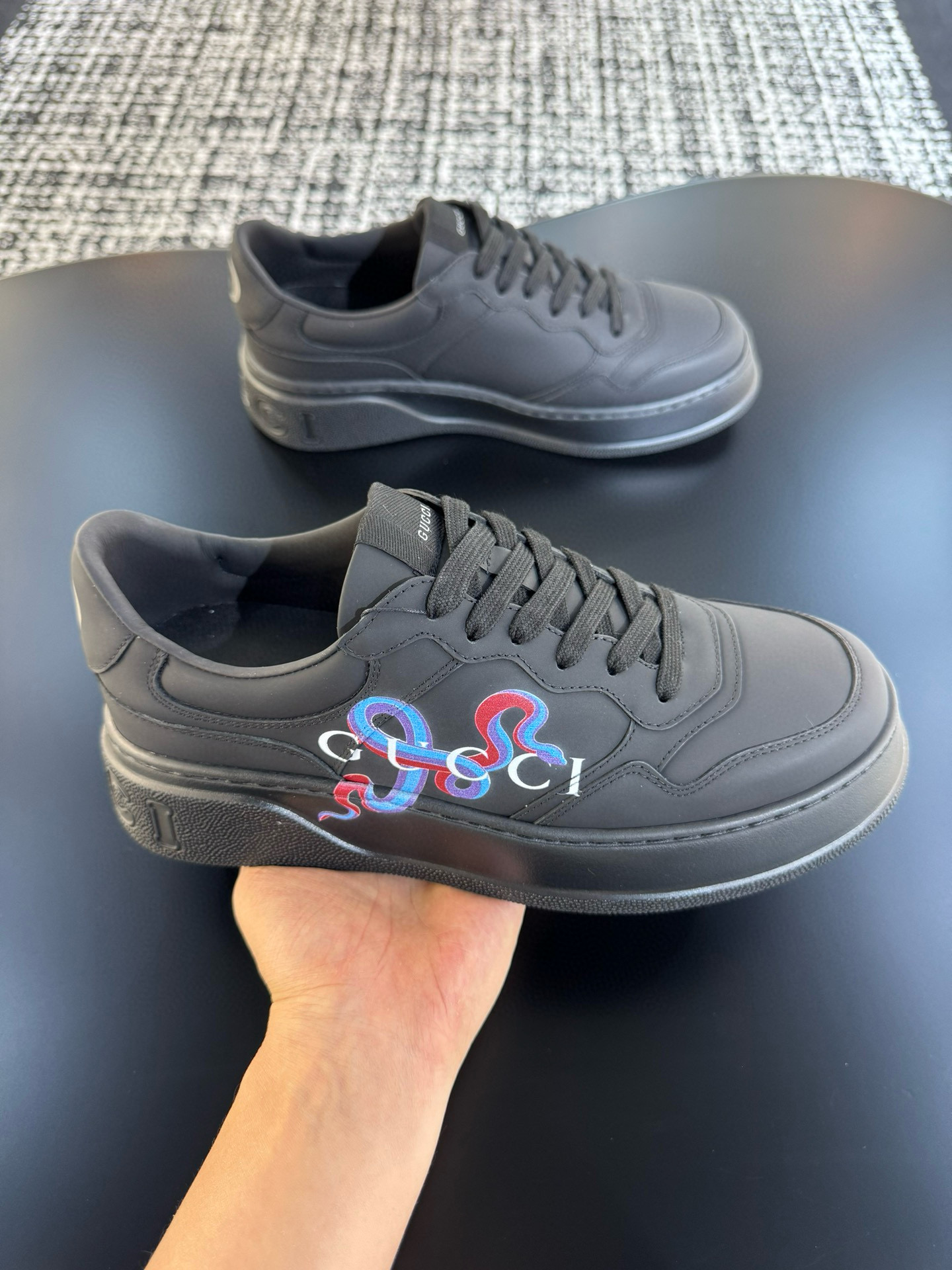 구찌 남녀공용 신발 운동화 스니커즈