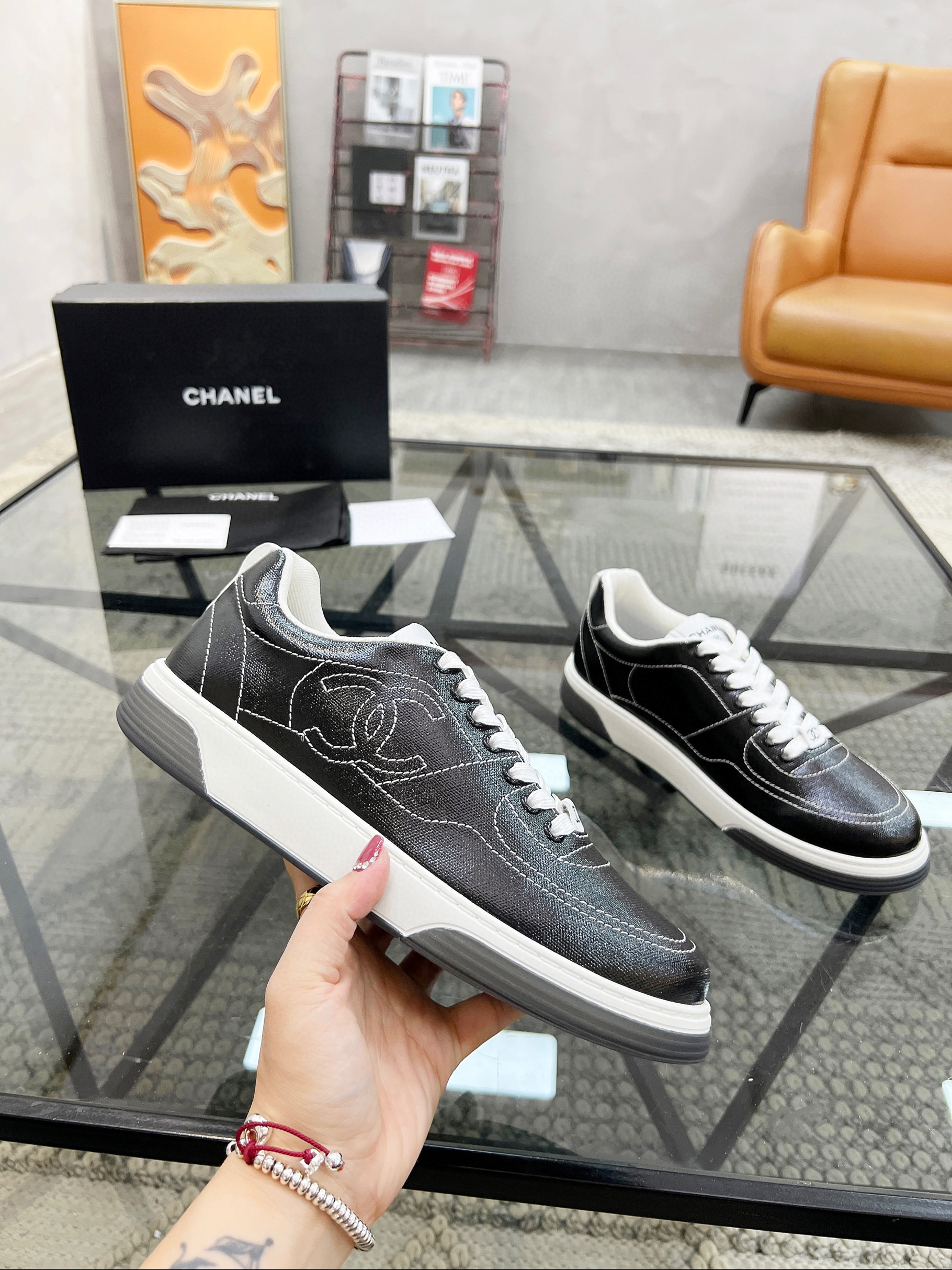 샤넬 남자 신발 운동화 스니커즈